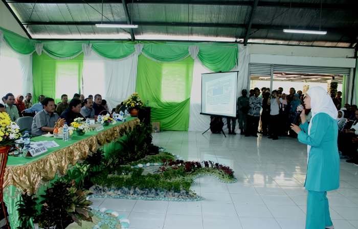 Warga Tenjolaya Bogor Minta Dibangunkan SMA Warga Tenjolaya Bogor Minta Dibangunkan SMA