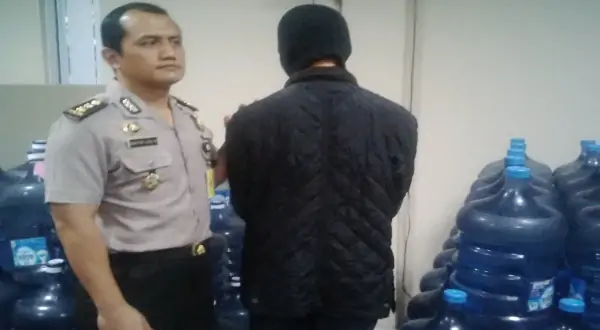 Waspada! Air Aqua Palsu Beredar di Bandung