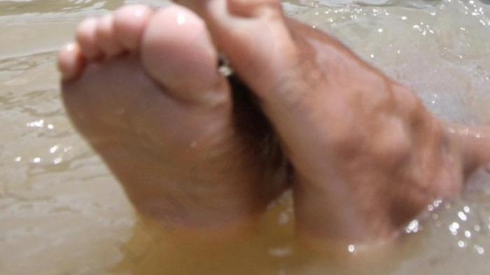 Jenazah Di Citanduy Tasikmalaya Dikenali, Ternyata Korban Terseret Arus Luapan Sungai Cibuyut Jenazah Di Citanduy Tasikmalaya Dikenali, Ternyata Korban Terseret Arus Luapan Sungai Cibuyut