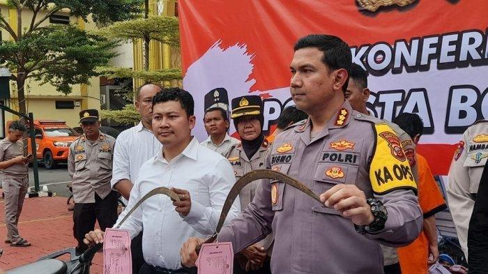 Polisi Tangkap Empat Remaja Geng Motor Pembacok Warga Di Bogor, Motifnya Sengaja Cari Lawan Polisi Tangkap Empat Remaja Geng Motor Pembacok Warga Di Bogor, Motifnya Sengaja Cari Lawan