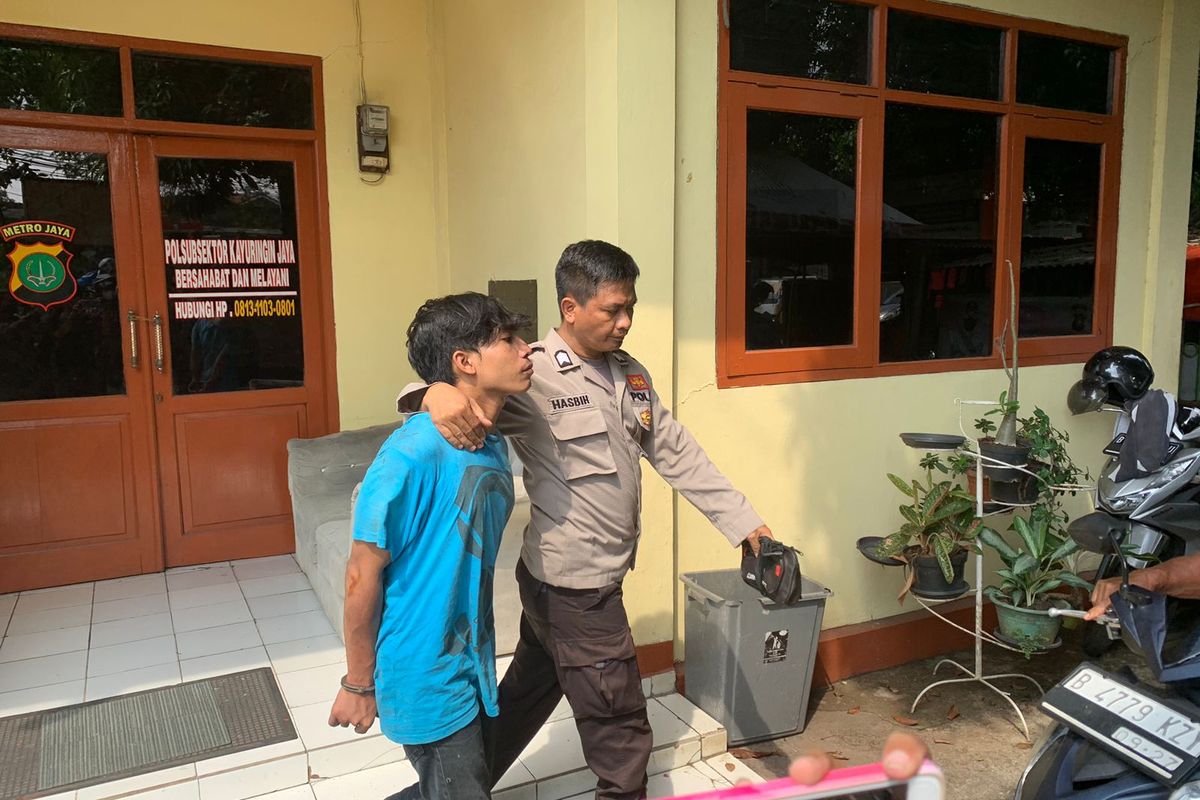 Motor Curian Kehabisan Bensin, Maling di Bekasi Akhirnya Tertangkap Motor Curian Kehabisan Bensin, Maling di Bekasi Akhirnya Tertangkap