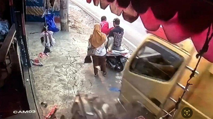 Anak 6 Tahun Selamat dari Insiden Truk Maut di Sukabumi Anak 6 Tahun Selamat dari Insiden Truk Maut di Sukabumi