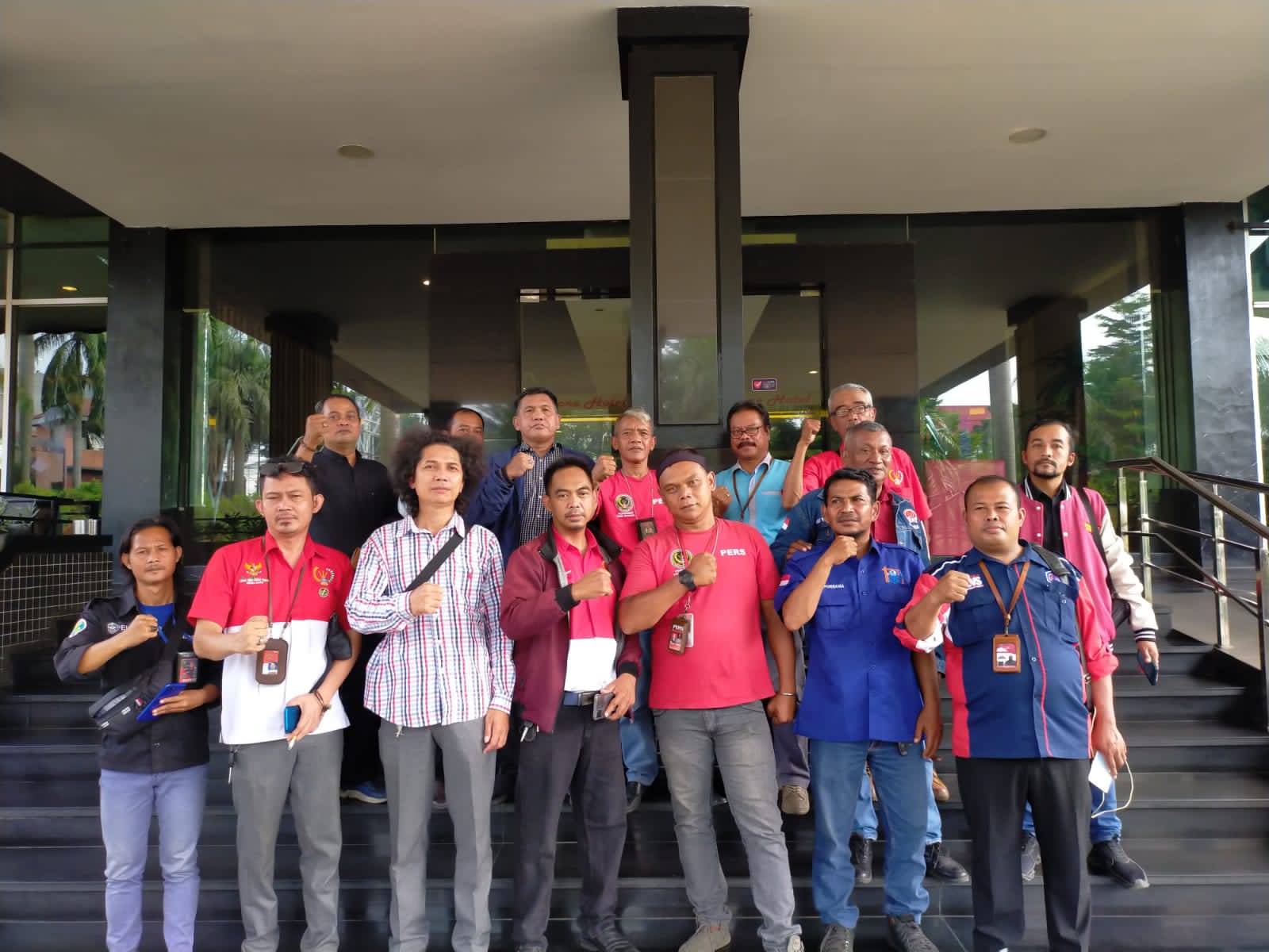 PJ Bupati Bogor Mengeluarkan SK, Warga Miskin Bisa Dapatkan JAMKESDA PJ Bupati Bogor Mengeluarkan SK, Warga Miskin Bisa Dapatkan JAMKESDA