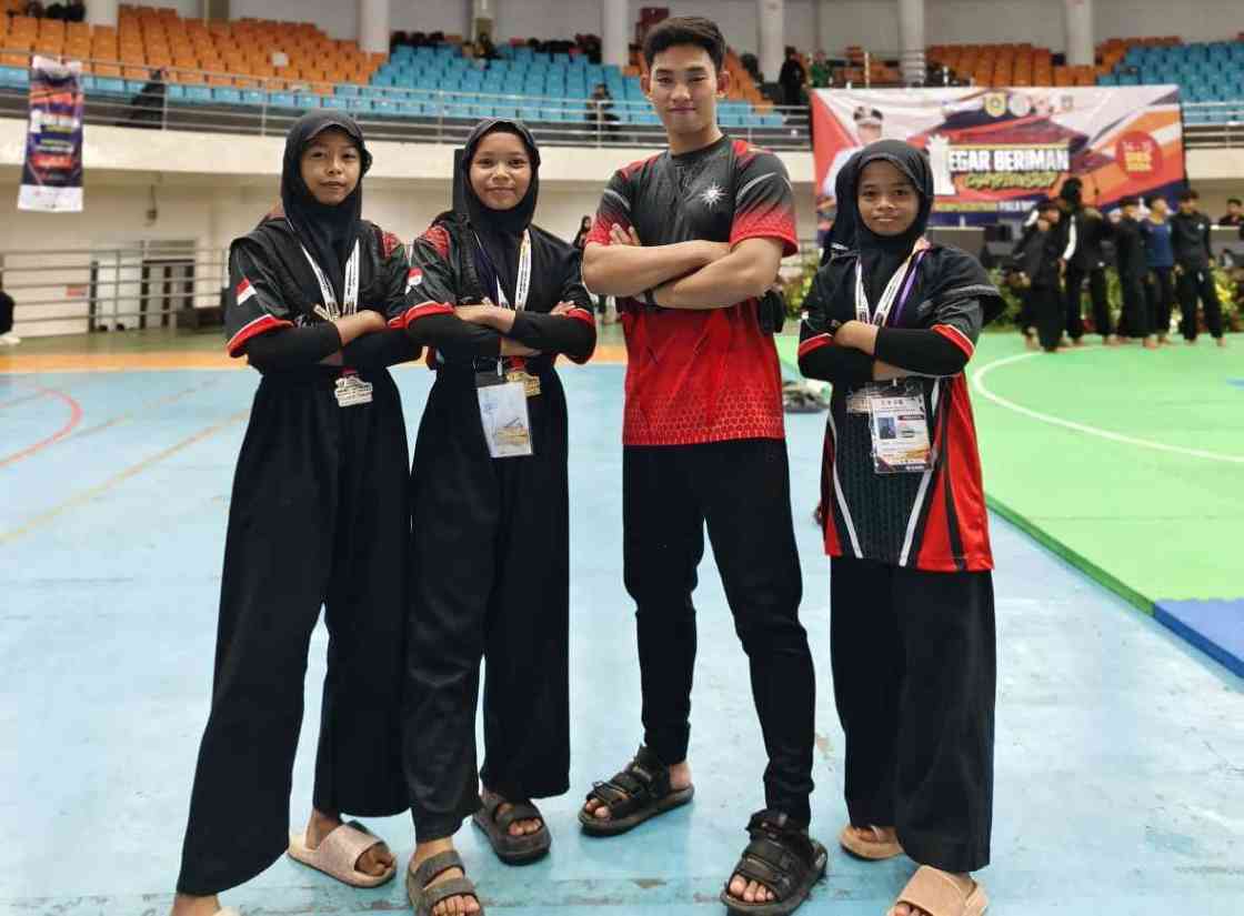 Keberhasilan Sekolah MTs SA Ar-Rahman dalam Dunia Pencak Silat: Medali Emas dan Perak