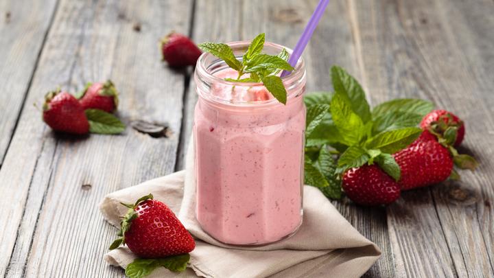 7 Minuman Berbukuan Segar dan Lezat, Mudah Dibuat Sendiri di Rumah 7 Minuman Berbukuan Segar dan Lezat, Mudah Dibuat Sendiri di Rumah