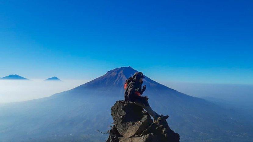 Rencana Perjalanan Pendakian Gunung Sindoro dari Kledung: Biaya Hanya Rp 200 Ribuan, Segalanya Tercover! Rencana Perjalanan Pendakian Gunung Sindoro dari Kledung: Biaya Hanya Rp 200 Ribuan, Segalanya Tercover!
