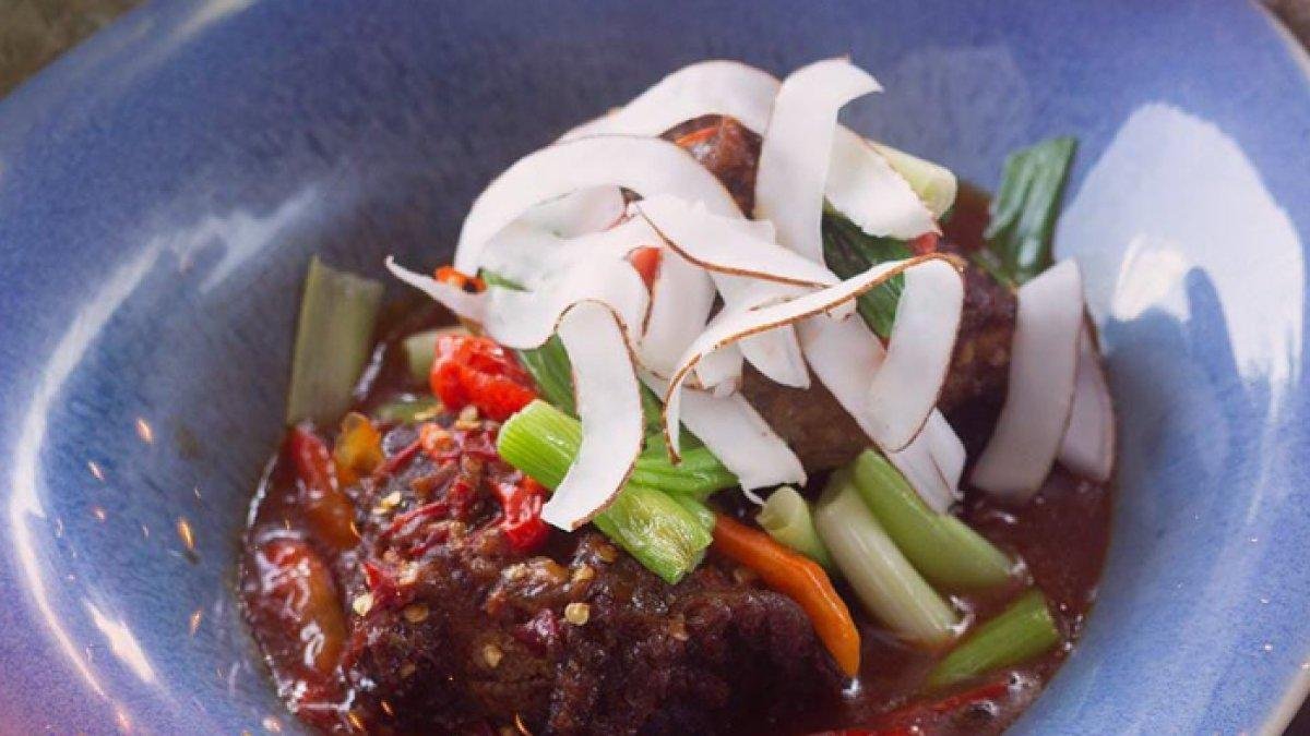 Savor 5 Hidangan Unik dan Menggugah Selera dari Koito Resto Klaten: Coba Gurame Berbeda dengan Serabutnya! Savor 5 Hidangan Unik dan Menggugah Selera dari Koito Resto Klaten: Coba Gurame Berbeda dengan Serabutnya!