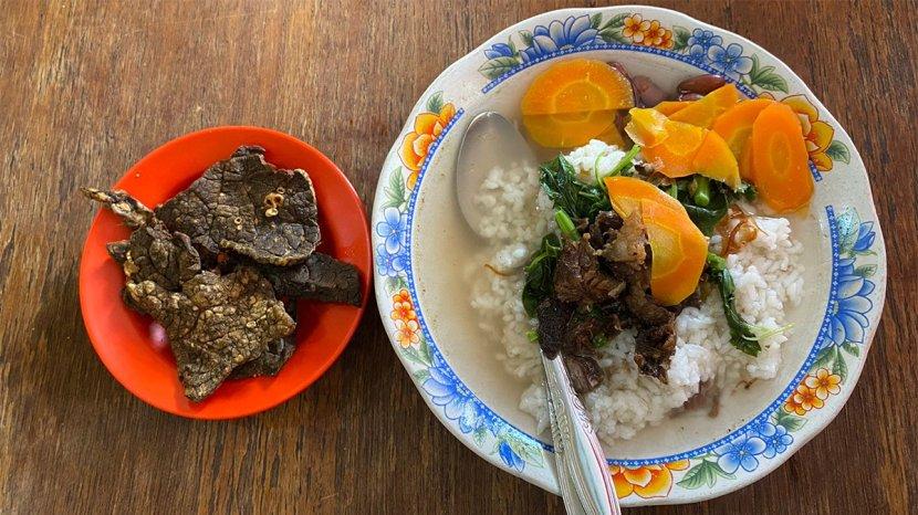 Rencana Perjalanan 3 Hari 2 Malam untuk Menjelajahi Kuliner Magelang: Dari Sop Senerek hingga Ngopi di Kofibruk Rencana Perjalanan 3 Hari 2 Malam untuk Menjelajahi Kuliner Magelang: Dari Sop Senerek hingga Ngopi di Kofibruk