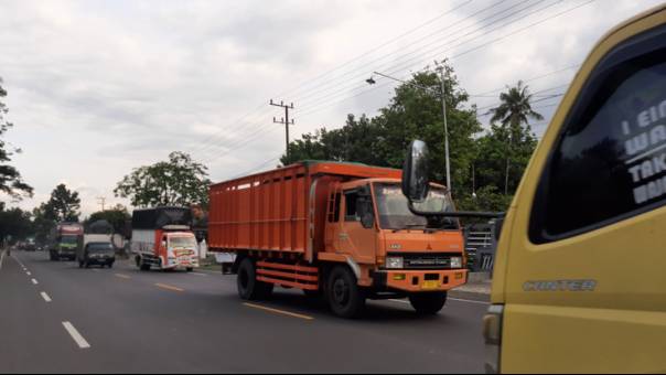 Jadwal Khusus Pengaturan LaluLintas Kendaraan Barang Saat Mudik dan Balik Lebaran 2025 di Jalur Tol dan Non-Tol Jadwal Khusus Pengaturan LaluLintas Kendaraan Barang Saat Mudik dan Balik Lebaran 2025 di Jalur Tol dan Non-Tol
