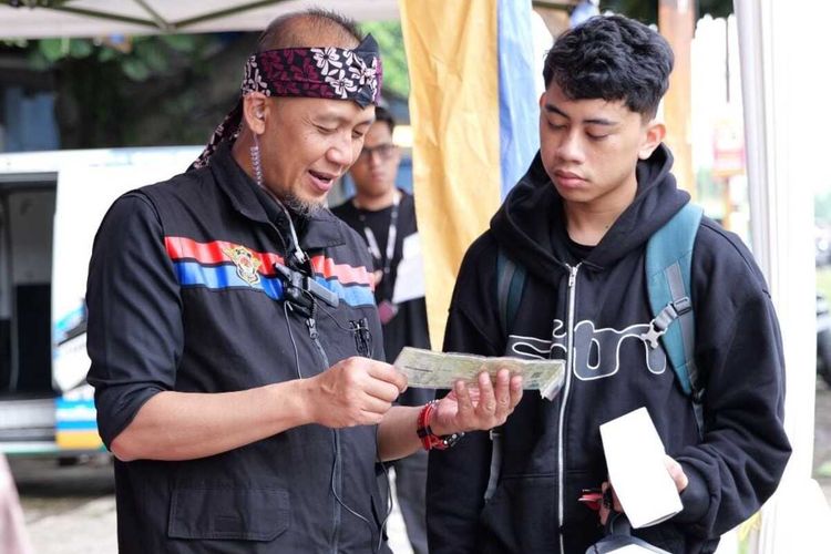 Catat! Akhir Tunggakan Pajak Kendaraan di Jawa Barat Sebentar Lagi Catat! Akhir Tunggakan Pajak Kendaraan di Jawa Barat Sebentar Lagi