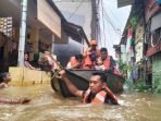 Mengapa Jakarta Terendam Banjir Lagi? Ketinggian Air Hingga 2 Meter, Apakah karena Luapan Sungai Ciliwung? Mengapa Jakarta Terendam Banjir Lagi? Ketinggian Air Hingga 2 Meter, Apakah karena Luapan Sungai Ciliwung?