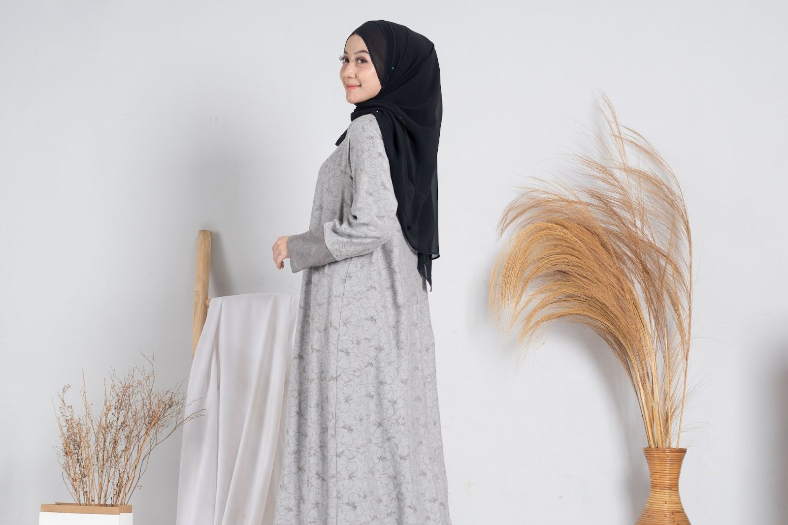 5 Gaya Baju Lebaran Paling Kekinian Tahun 2025 5 Gaya Baju Lebaran Paling Kekinian Tahun 2025