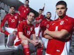RESMI: Jersey Merah-Putih Kembali Dikenakan Timnas Indonesia Melawan Australia Setelah Tunggu 3 Tahun Garuda BergantiWarna RESMI: Jersey Merah-Putih Kembali Dikenakan Timnas Indonesia Melawan Australia Setelah Tunggu 3 Tahun Garuda BergantiWarna