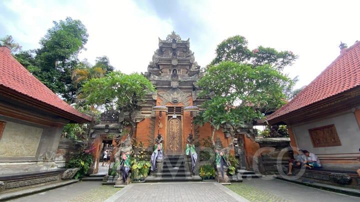 Explore the 10 Best Travel Destinations in Indonesia as Featured by Lonely Planet Explore the 10 Best Travel Destinations in Indonesia as Featured by Lonely Planet