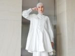 Inspirasi Busana Lebaran: Outfit Putih yang Menawan untuk Hijabers Inspirasi Busana Lebaran: Outfit Putih yang Menawan untuk Hijabers
