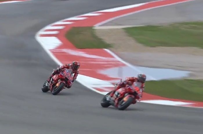 Marc Márquez Alami Kekalahan Memalukan Pertamanya di MotoGP Amerika 2025, Pecco Bagnaia Raih Keberhasilan Manis Marc Márquez Alami Kekalahan Memalukan Pertamanya di MotoGP Amerika 2025, Pecco Bagnaia Raih Keberhasilan Manis