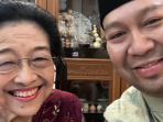 Ketika Didit Prabowo Swafoto dengan Tokoh Besar: Megawati, SBY, dan Jokowi Ketika Didit Prabowo Swafoto dengan Tokoh Besar: Megawati, SBY, dan Jokowi