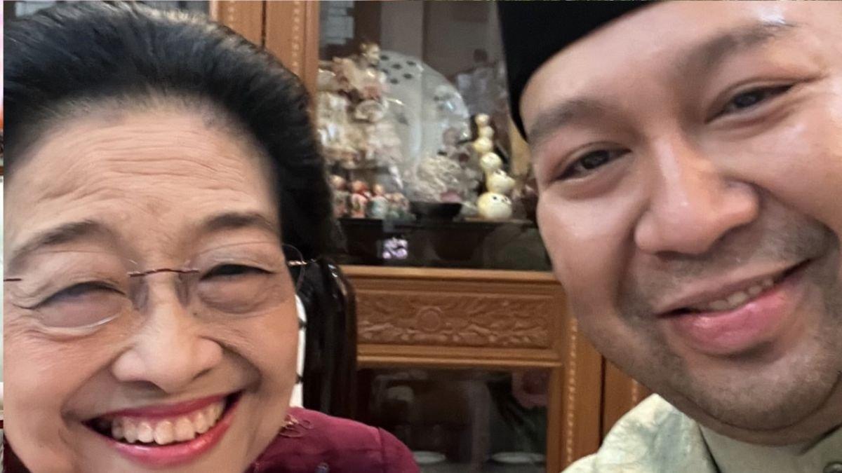 Momen Spesial: Menteri-menteri Kunjungi Rumah Megawati, Menkes Budi Dapat Pesan Khusus Momen Spesial: Menteri-menteri Kunjungi Rumah Megawati, Menkes Budi Dapat Pesan Khusus