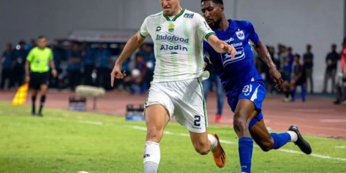 Resmi! Nick Kuipers tinggalkan Persib Bandung
