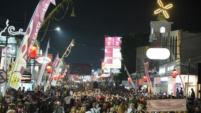 Festival Budaya Nusantara: Pesta Kebudayaan di Jantung Purwakarta Festival Budaya Nusantara: Pesta Kebudayaan di Jantung Purwakarta