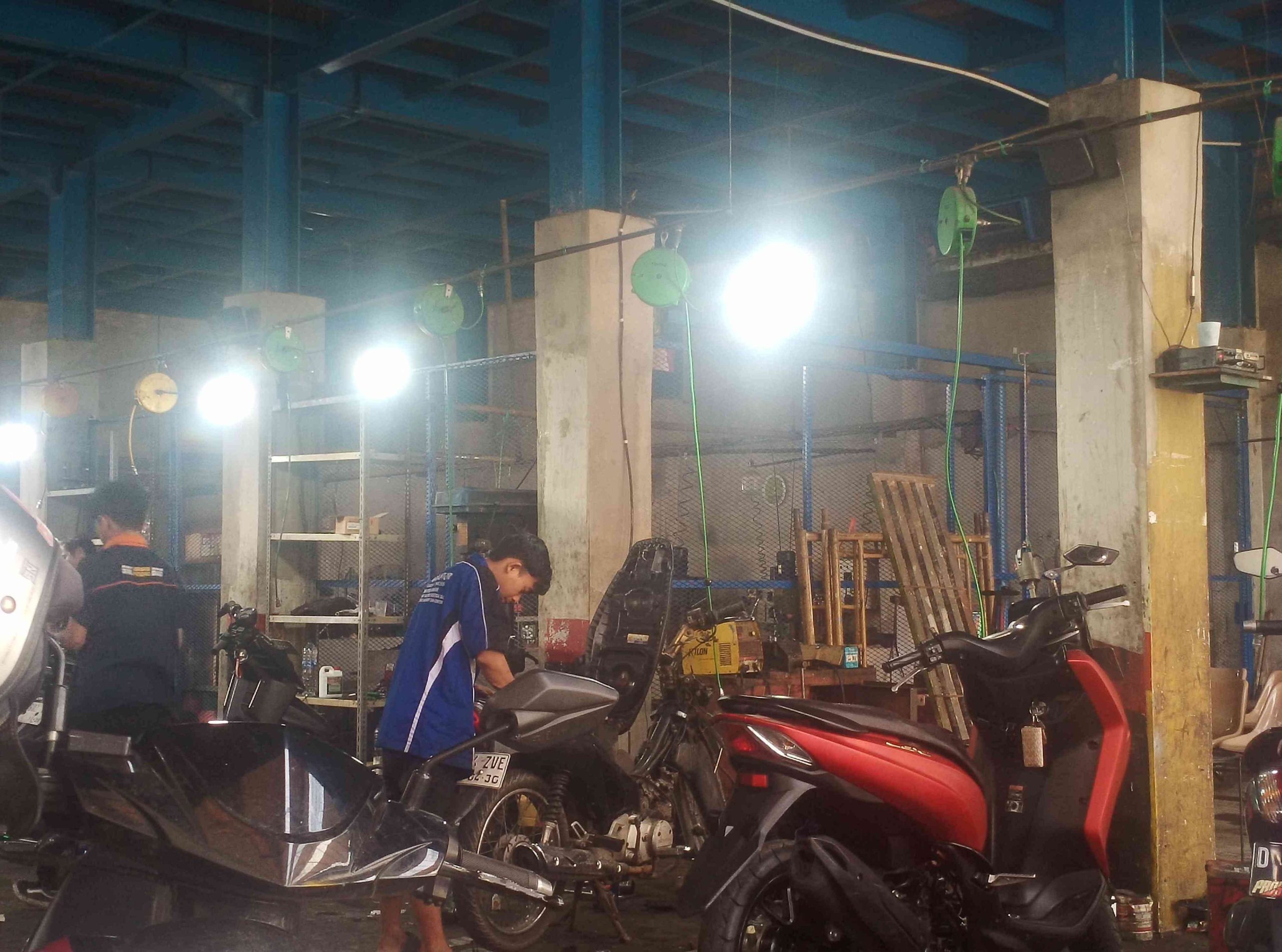 Apa yang Menarik di Gerai Gairah Garasi? Mengapa Lulusan SMK Banyak Diterima Otomotif Bandung? Apa yang Menarik di Gerai Gairah Garasi? Mengapa Lulusan SMK Banyak Diterima Otomotif Bandung?