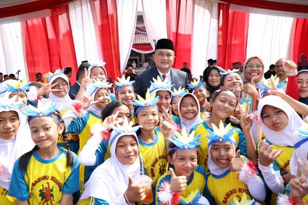 Pemkab Bogor Akan Siapkan Tangani Anak Tidak Sekolah dan Rata-Rata Lama Sekolah Pemkab Bogor Akan Siapkan Tangani Anak Tidak Sekolah dan Rata-Rata Lama Sekolah