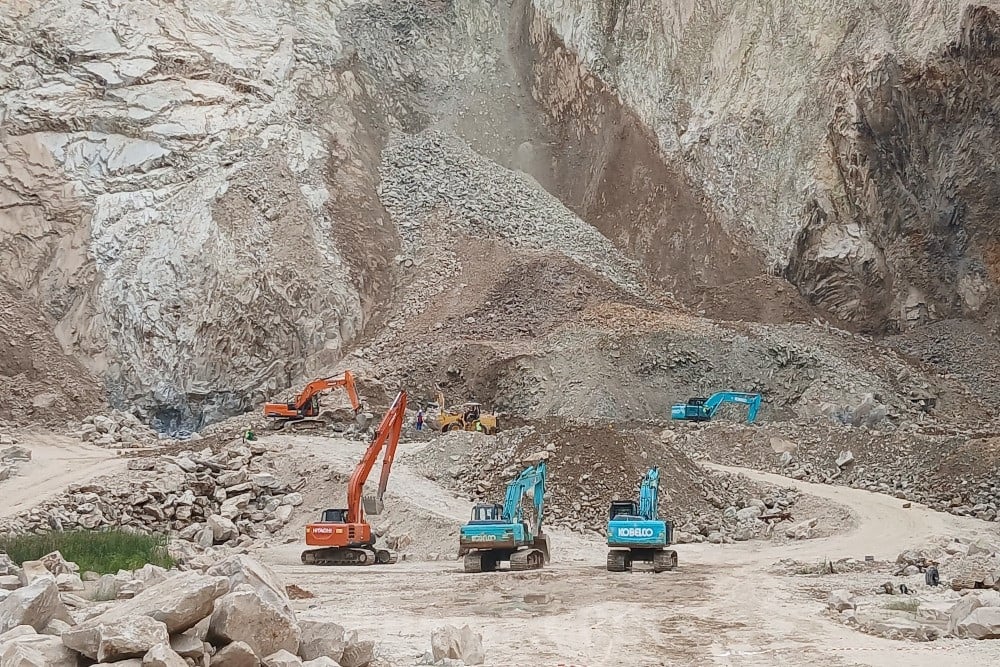 Pemkab Karawang Kumpulkan Rp4,5 Miliar Pajak Tanah Galian yang Tunggakan Pemkab Karawang Kumpulkan Rp4,5 Miliar Pajak Tanah Galian yang Tunggakan