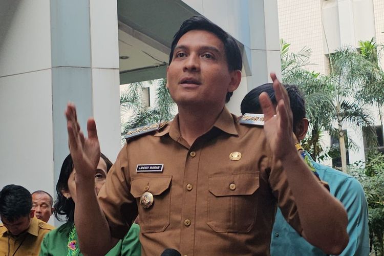 Ribuan Ular Dilepas di Sawah, Dedi Mulyadi Sebut Langkah Kreatif dengan Burung Hantu Ribuan Ular Dilepas di Sawah, Dedi Mulyadi Sebut Langkah Kreatif dengan Burung Hantu