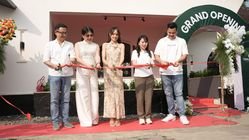 TEMU KAMU Resmi Hadir di Bandung, Cinta Laura Bawa Energi Positif untuk Komunitas Kreatif TEMU KAMU Resmi Hadir di Bandung, Cinta Laura Bawa Energi Positif untuk Komunitas Kreatif