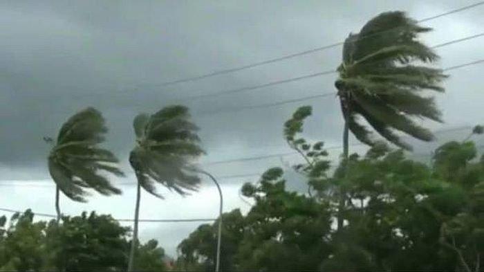 Prakiraan Cuaca Cirebon 26 Agustus 2025: Waspadai Kabut Tipis yang Tutup Sinar Matahari Prakiraan Cuaca Cirebon 26 Agustus 2025: Waspadai Kabut Tipis yang Tutup Sinar Matahari