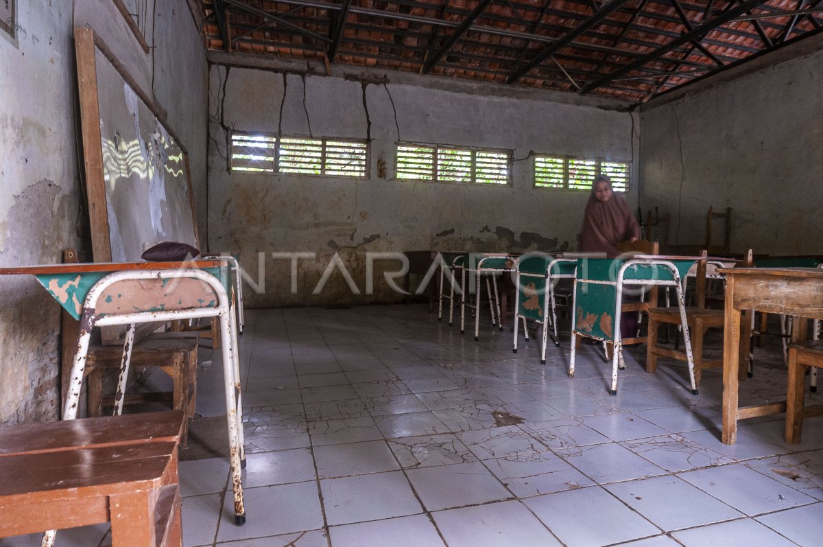 280 Ruang Kelas Rusak, Pemkab Majalengka Berkomitmen Perbaiki pada 2026 280 Ruang Kelas Rusak, Pemkab Majalengka Berkomitmen Perbaiki pada 2026