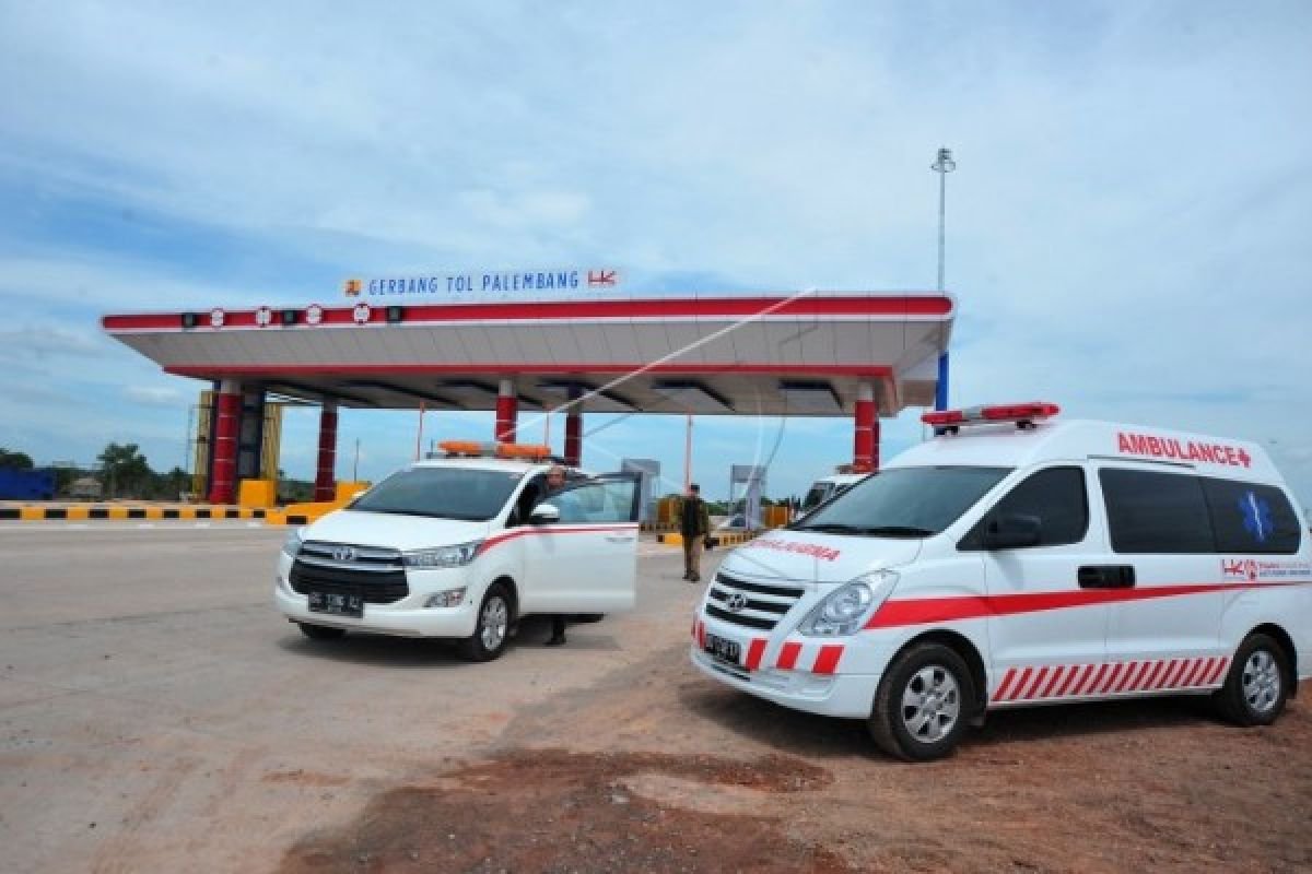 BPKH Sumbangkan Ambulans untuk PCM Mangkubumi Tasikmalaya BPKH Sumbangkan Ambulans untuk PCM Mangkubumi Tasikmalaya