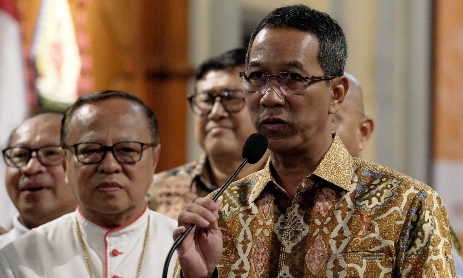 Bupati Bogor Ingatkan ASN Jangan Flexing Melalui Surat Edaran Bupati Bogor Ingatkan ASN Jangan Flexing Melalui Surat Edaran