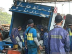 Truk kontainer alami rem blong, tabrak Gerbang Tol Ciawi 2 Bogor Truk kontainer alami rem blong, tabrak Gerbang Tol Ciawi 2 Bogor