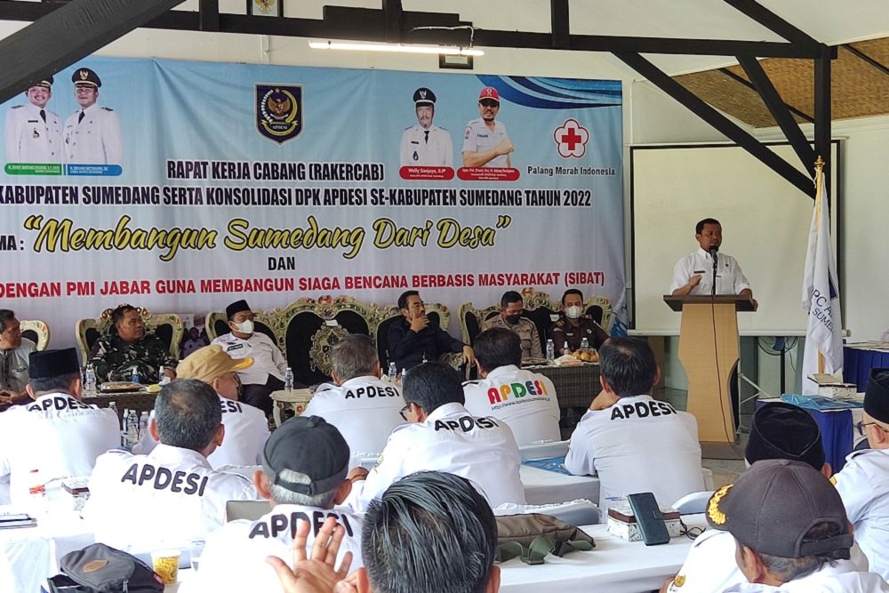 Bupati Dony Puji Kejari Sumedang Atasi Masalah Keuangan dan Aset Daerah Bupati Dony Puji Kejari Sumedang Atasi Masalah Keuangan dan Aset Daerah