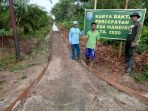 Guyub dan Gotong Royong Warga serta TNI Selesaikan Pembangunan Rabat Beton di TMMD Ciamis Guyub dan Gotong Royong Warga serta TNI Selesaikan Pembangunan Rabat Beton di TMMD Ciamis
