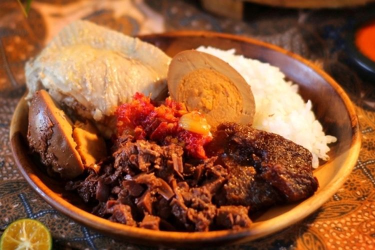 Sejarah Gudeg: Makanan Khas Yogyakarta yang Berusia Ratusan Tahun