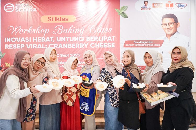 Pelatihan Membuat Cranberry Cheese Bikin Ibu Rumah Tangga Cirebon Bahagia Pelatihan Membuat Cranberry Cheese Bikin Ibu Rumah Tangga Cirebon Bahagia