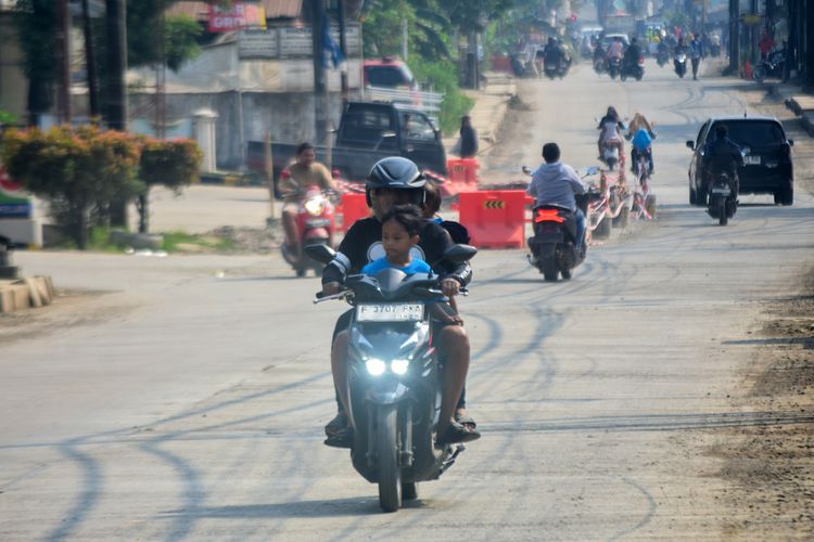Jalan Tambang di Parung Panjang: Pemkab Bogor Cukup Bebaskan 25 Persen Lahan Warga Jalan Tambang di Parung Panjang: Pemkab Bogor Cukup Bebaskan 25 Persen Lahan Warga