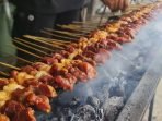 Rekomendasi Kuliner Legendaris Kediri, Mulai dari Sate Buntel hingga Es Kacang Hijau Segar Rekomendasi Kuliner Legendaris Kediri, Mulai dari Sate Buntel hingga Es Kacang Hijau Segar