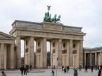 Sejarah Gerbang Brandenburg: Simbol Perdamaian dan Persatuan Jerman Sejarah Gerbang Brandenburg: Simbol Perdamaian dan Persatuan Jerman