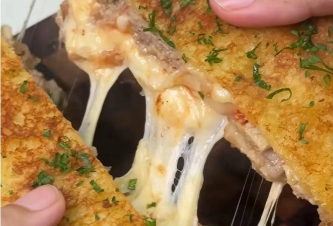 Resep Roti Daging Keju yang Menggugah Selera Resep Roti Daging Keju yang Menggugah Selera
