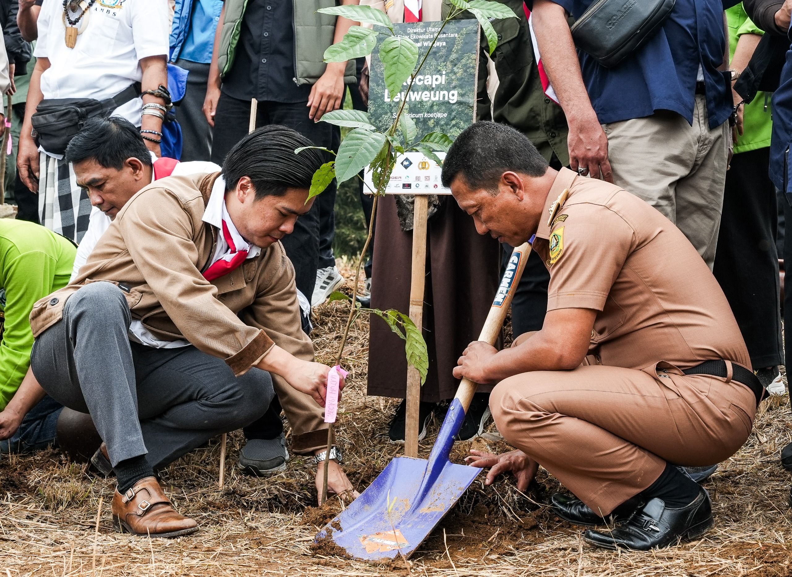 Komitmen Lindungi Alam dan Kembangkan Masyarakat, KLH Buka Kembali Ekowisata Komitmen Lindungi Alam dan Kembangkan Masyarakat, KLH Buka Kembali Ekowisata
