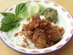 Resep Ayam Goreng Serundeng Lezat yang Mudah Dibuat Resep Ayam Goreng Serundeng Lezat yang Mudah Dibuat
