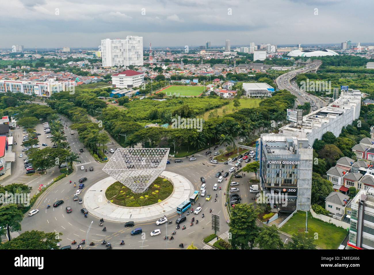 Bekasi Bergerak! Program Makan Bergizi Gratis Tantang Generasi Emas 2045 Bekasi Bergerak! Program Makan Bergizi Gratis Tantang Generasi Emas 2045