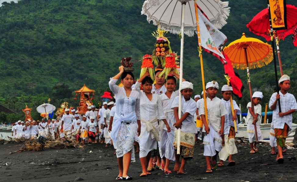 Perayaan HUT Kota Tasikmalaya ke 24, Katar Bantarsari Gelar Gerak Jalan Santai Perayaan HUT Kota Tasikmalaya ke 24, Katar Bantarsari Gelar Gerak Jalan Santai
