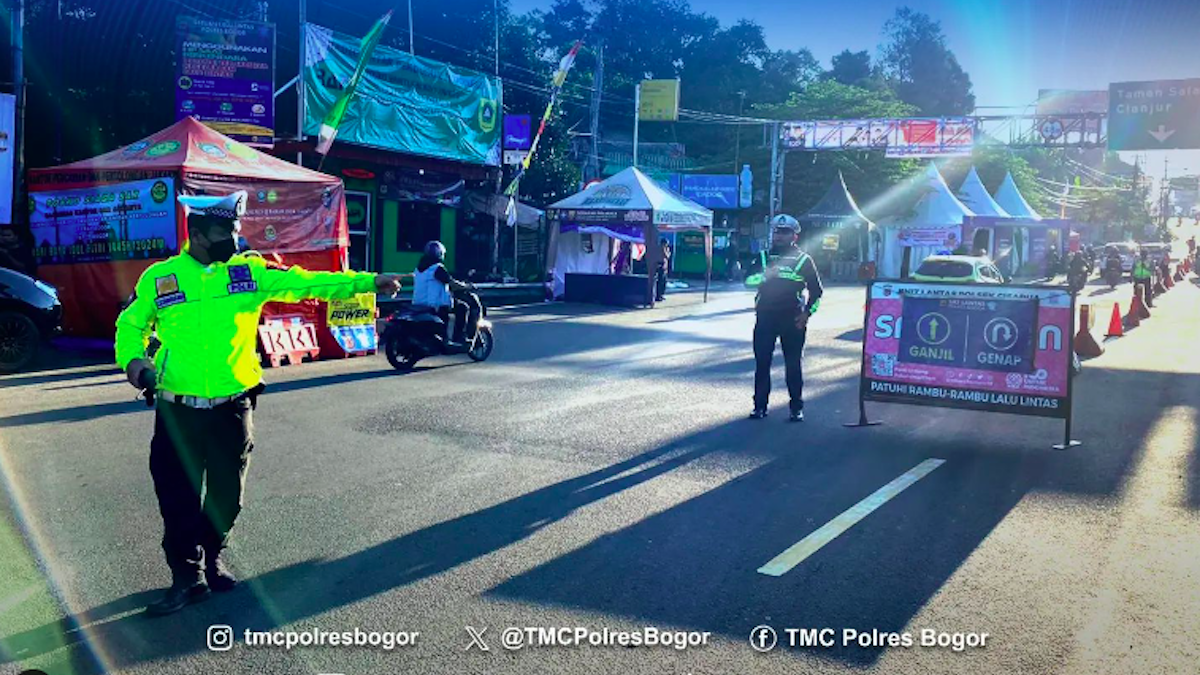 Puncak Bogor Hari Ini: Jam Berapa One Way? Live CCTV Gadog Puncak Bogor Hari Ini: Jam Berapa One Way? Live CCTV Gadog