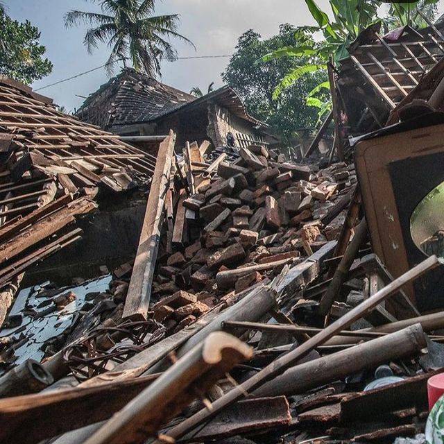 Gempa Mengguncang Cianjur Jawa Barat Terus Berlangsung Gempa Mengguncang Cianjur Jawa Barat Terus Berlangsung