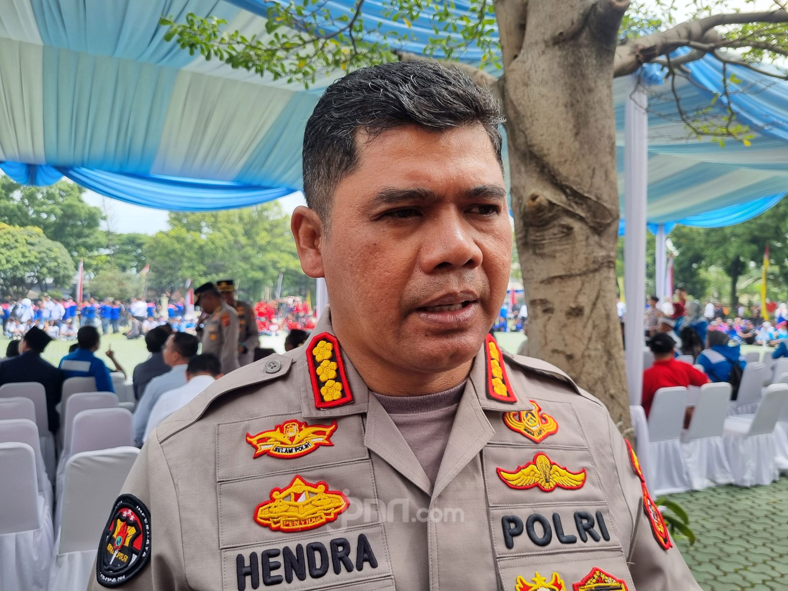 Polisi Tangkap Sekdis Pemkab Kuningan Terkait Korupsi Proyek Jalan Rp 97,3 Miliar Polisi Tangkap Sekdis Pemkab Kuningan Terkait Korupsi Proyek Jalan Rp 97,3 Miliar