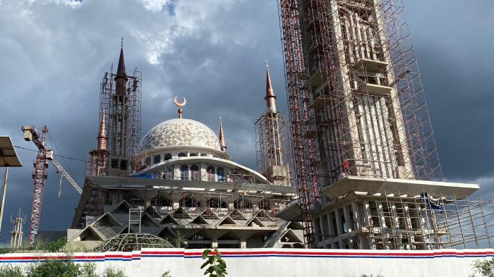 Progres Pembangunan Masjid Raya Pakansari Terganggu Kekurangan Bahan Baku Progres Pembangunan Masjid Raya Pakansari Terganggu Kekurangan Bahan Baku